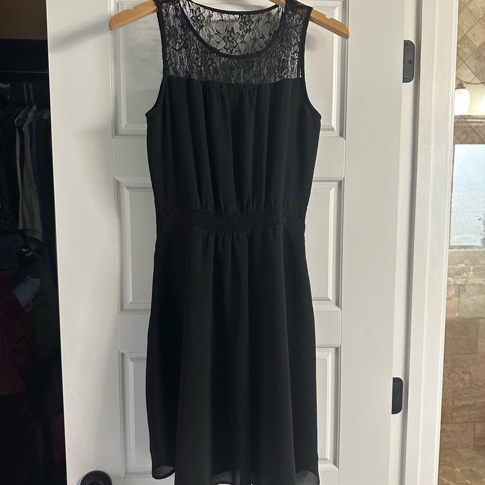 Offers Welcome! - Picture 4 of 11